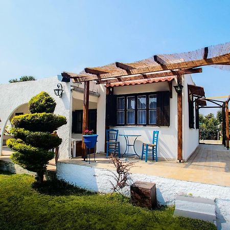Villa Achilleas Nea Kallikrateia Exteriér fotografie